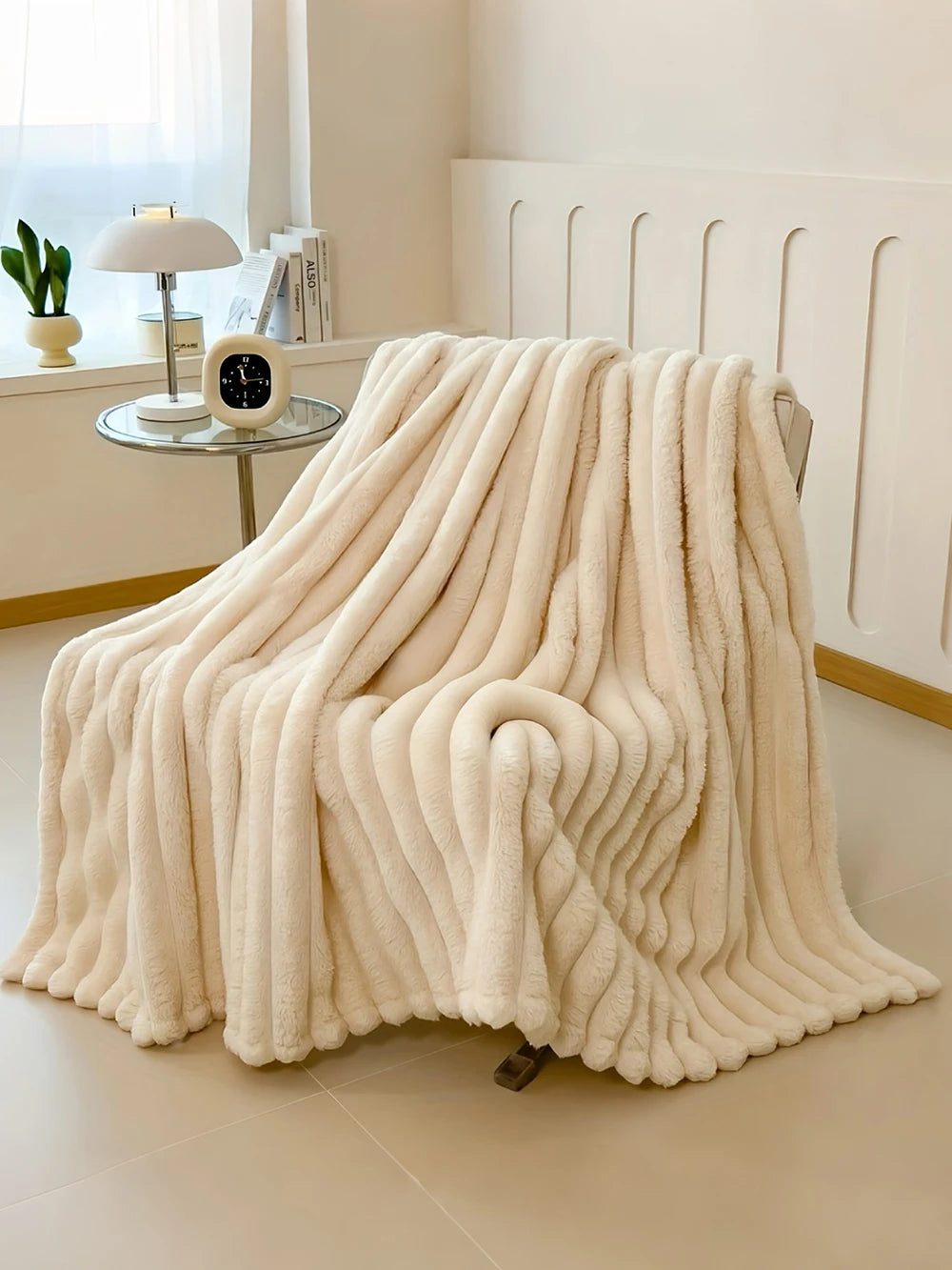 All-Season Gift,Luxurious Faux Rabbit Fur Throw Blanket, Flannel Fabric-Soft, Warm&Cozy for Couch, Bed, and Travel-Versatile.