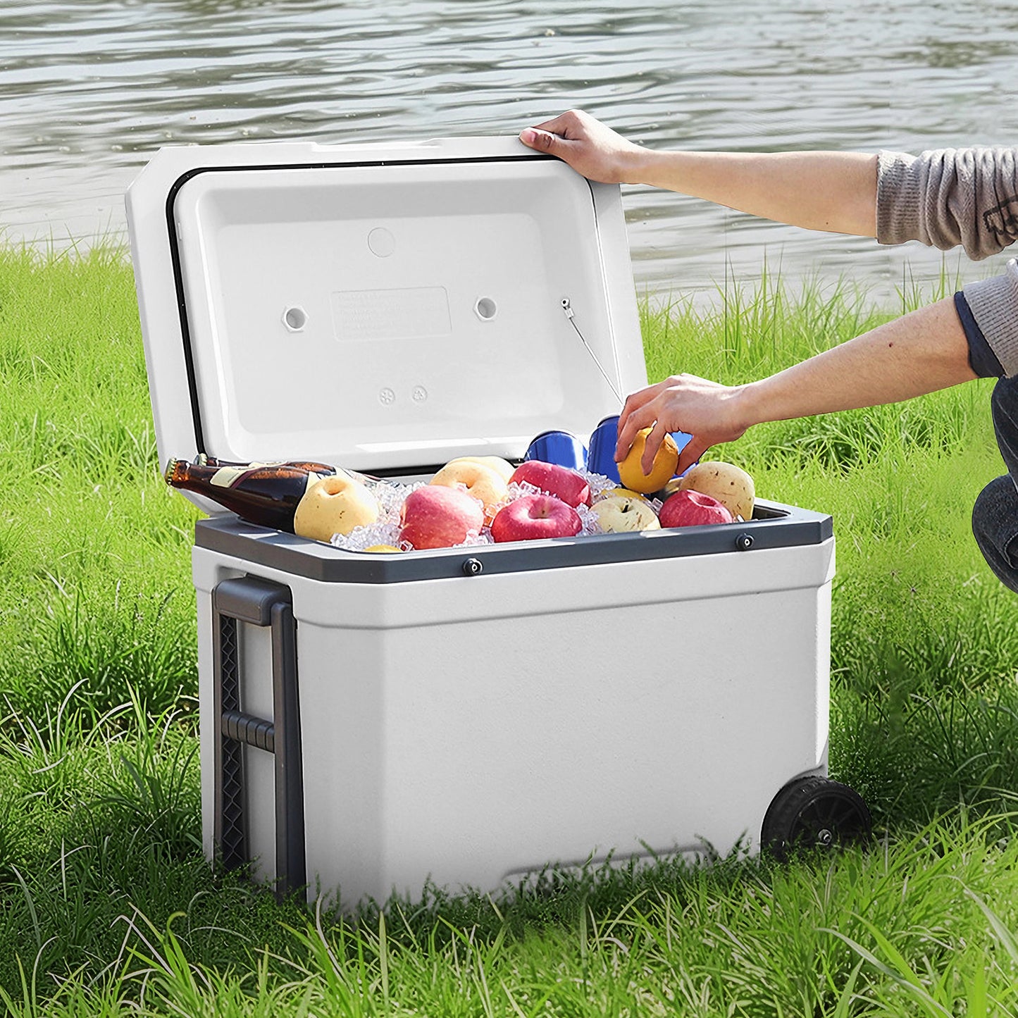 Portable Cooler 45/74 QT Insulated Wheeled Cooler 64 Can Capacity with Cup Holder